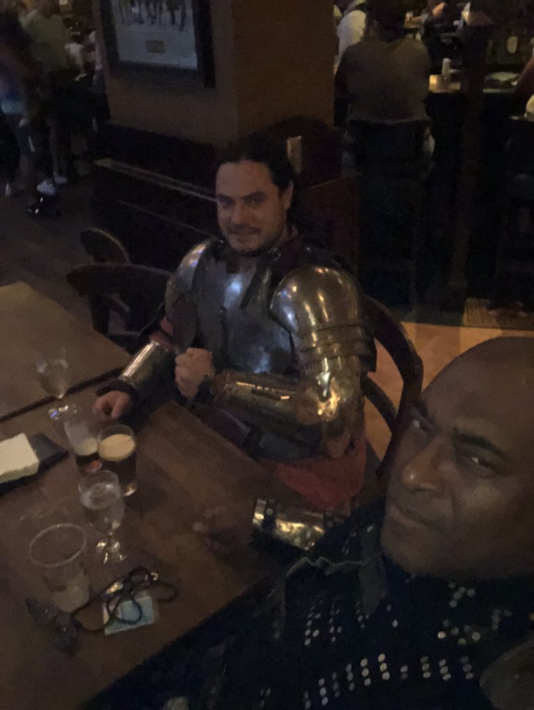 23-10-28 23-03-32 3677